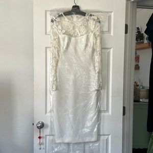 Black halo white dress, never worn, size 2